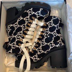 Gucci trip 70 boots